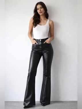Aritzia Wilfred Vegan Leather High Rise Flare Pants Black Size 4